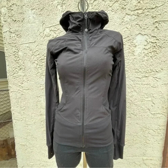 Lululemon In Flux Black Reversible Athletic Jacket - Picture 7 of 15